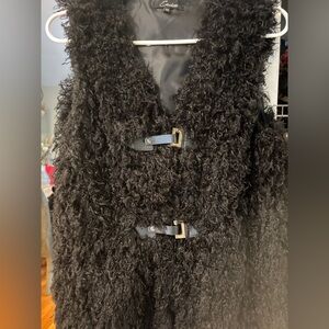 Cecico Black Textured vest  Outerwear